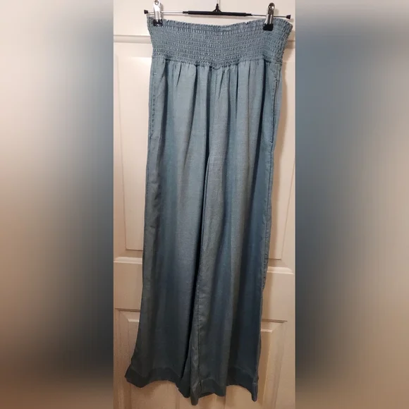 Joie 100% Lyocell Blue Smocked Chambray Resort Ready Pants Size M - Picture 1 of 5